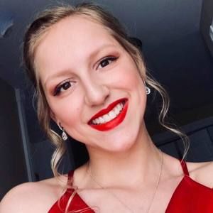 Meet your Posher, Léanne